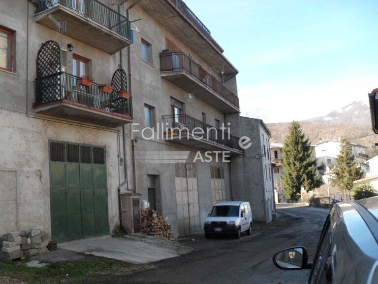 Esecuzione Immobiliare Nr. 306/2014 - Fallimenti e Aste