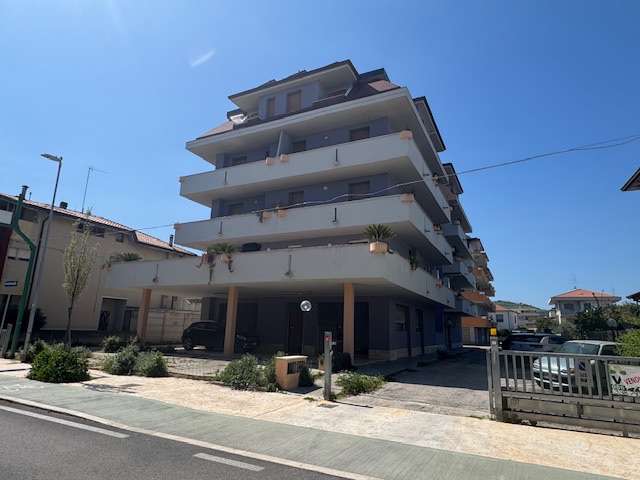 Esecuzione Immobiliare Nr. 190/2025 - Fallimenti e Aste