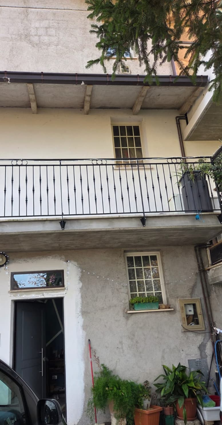 Esecuzione Immobiliare Nr. 122/2025