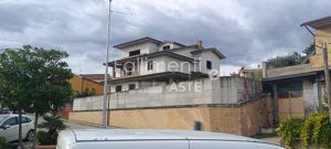Esecuzione Immobiliare Nr. 165/2025